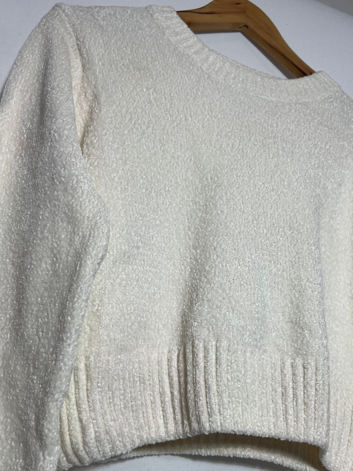 Buzo de Chenille con Faja Elastizada Color Blanco