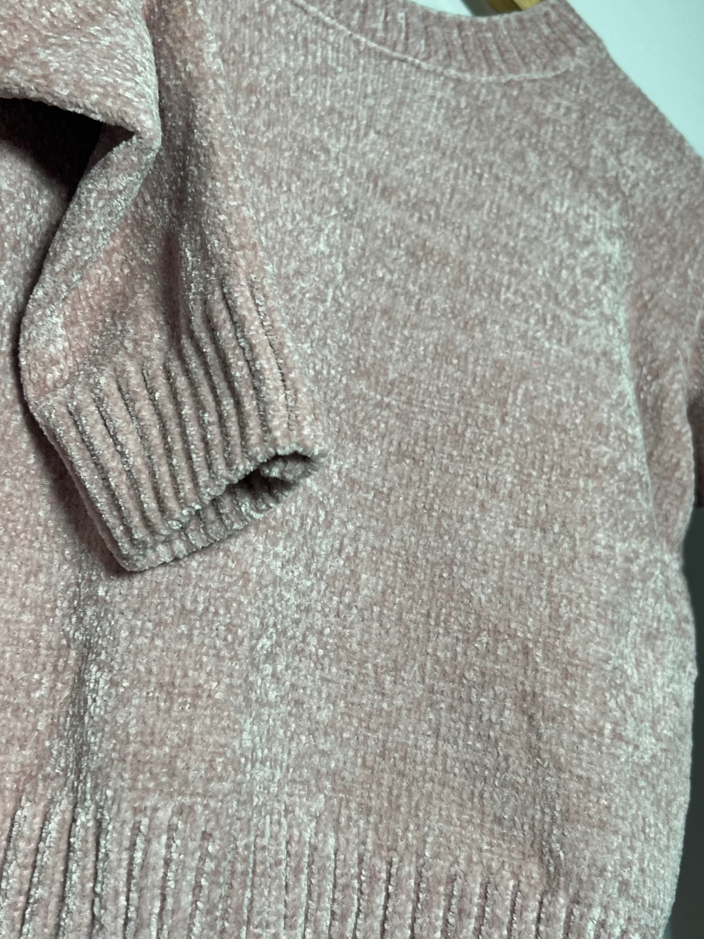 Buzo de Chenille Liso con Faja Elastizada Color Rosa Pálido