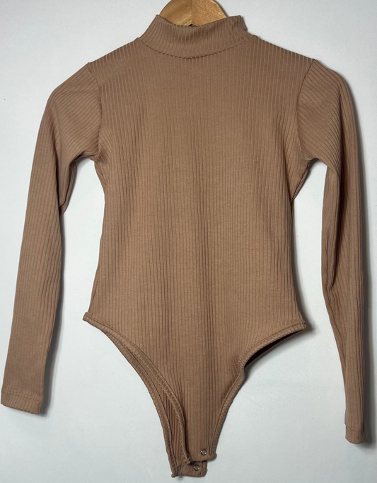 Body Morley Polera Color Beige